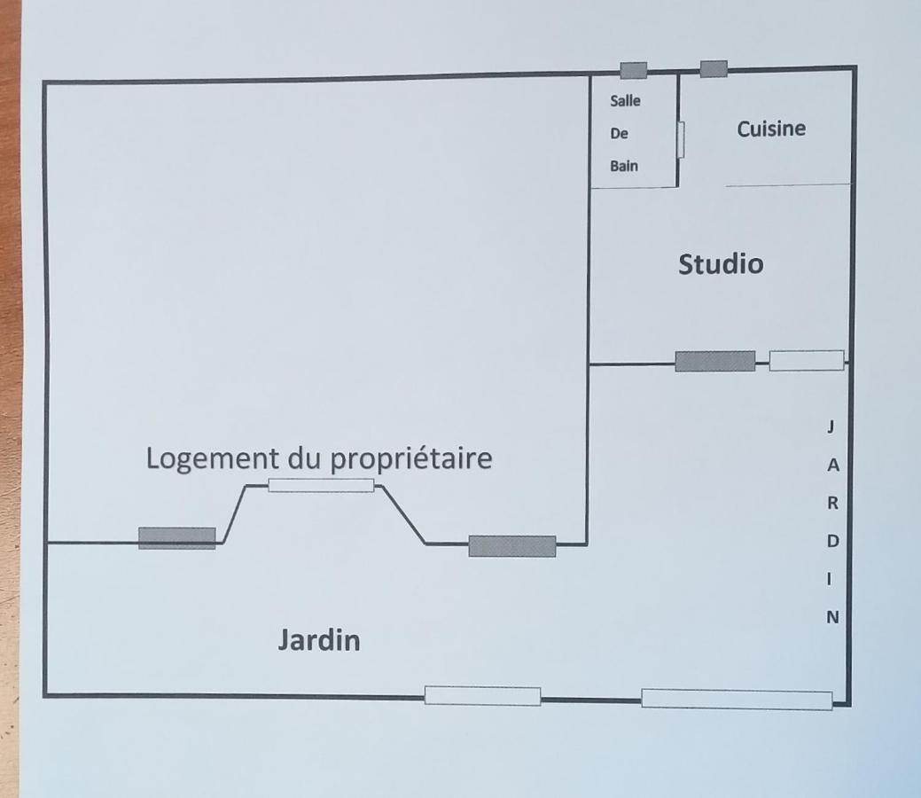 Studio, Cite La Gazelle ,Pas Jafar, Quartier Calme 10 Min De L'Aeroport Pres Du Technopark Exteriör bild